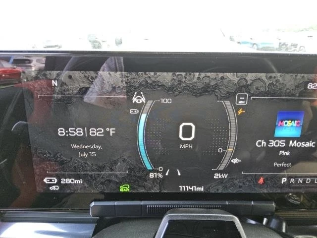 2026 GMC Hummer EV - Image 13 of 20