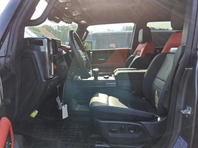 2026 GMC Hummer EV - Image 12 of 20