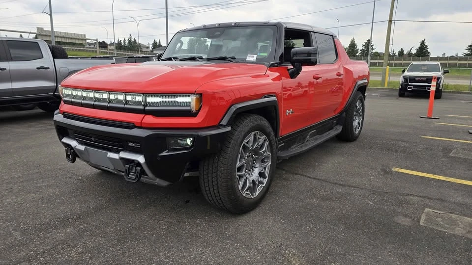 2026 GMC Hummer EV - Image 2 of 11