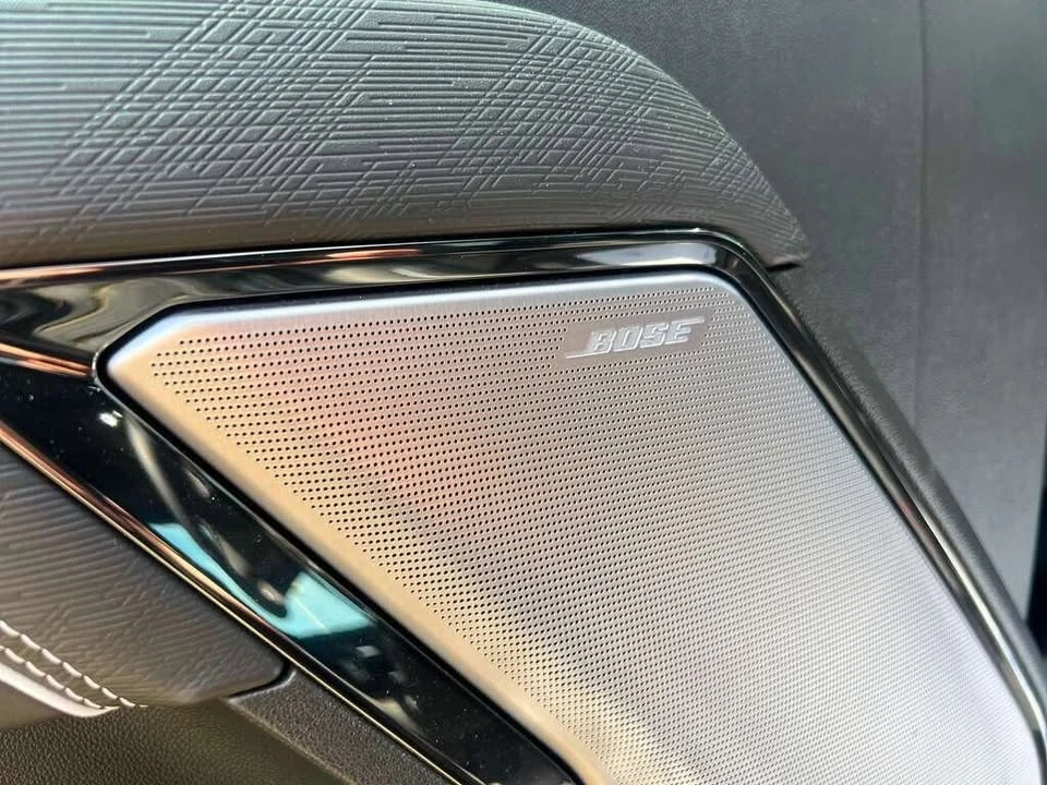 2026 GMC Sierra 5th Gen - Image 13 of 20