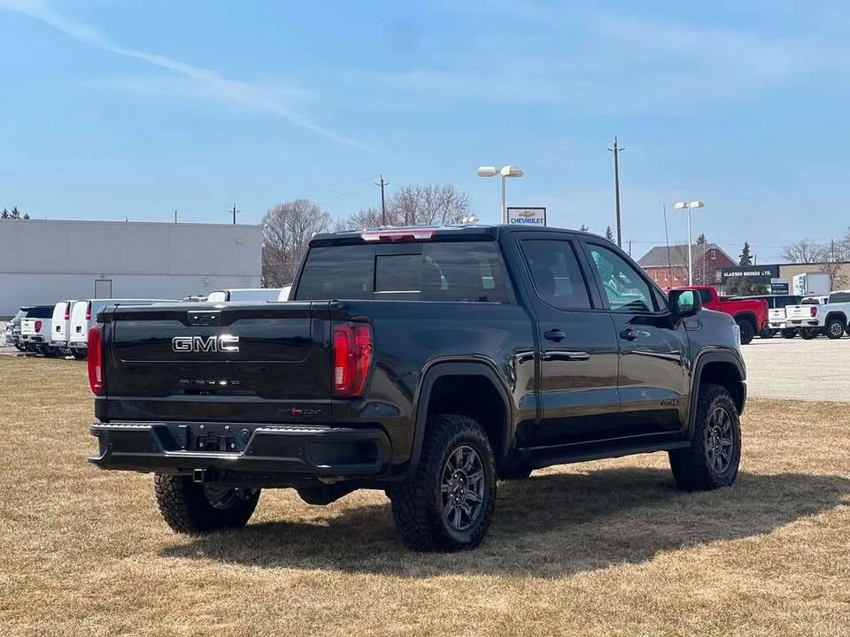 2026 GMC Sierra 5th Gen - Image 7 of 20