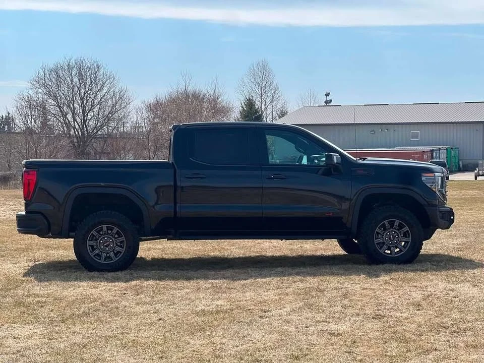 2026 GMC Sierra 5th Gen - Image 8 of 20
