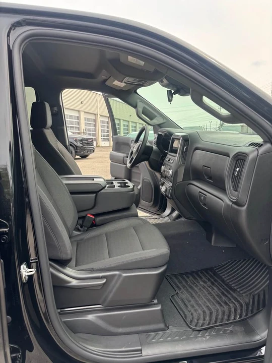 2026 GMC Sierra 5th Gen - Image 11 of 12