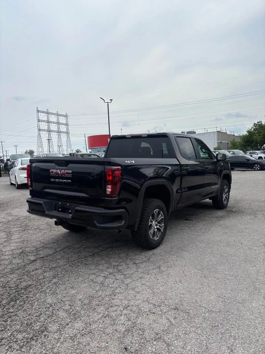 2026 GMC Sierra 5th Gen - Image 5 of 12