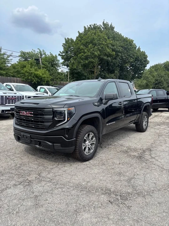 2026 GMC Sierra 5th Gen - Image 2 of 12
