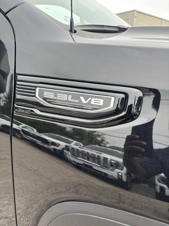 2026 GMC Sierra 5th Gen - Image 9 of 12