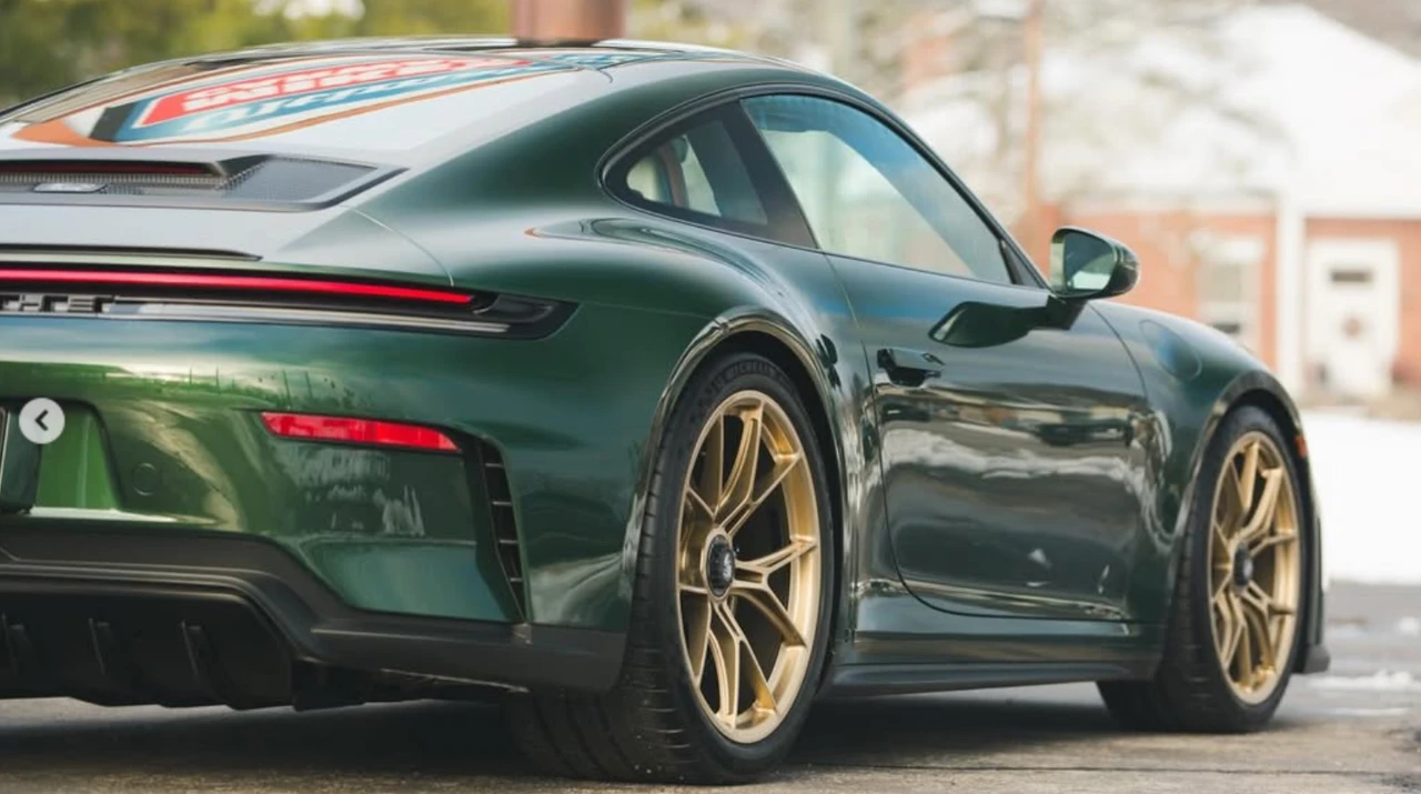 2026 Porsche 992 GT3 Touring - Image 3 of 4