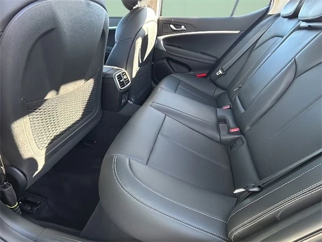 2026 Genesis G70 - Image 11 of 14