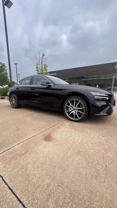 2026 Genesis G70 - Image 3 of 11