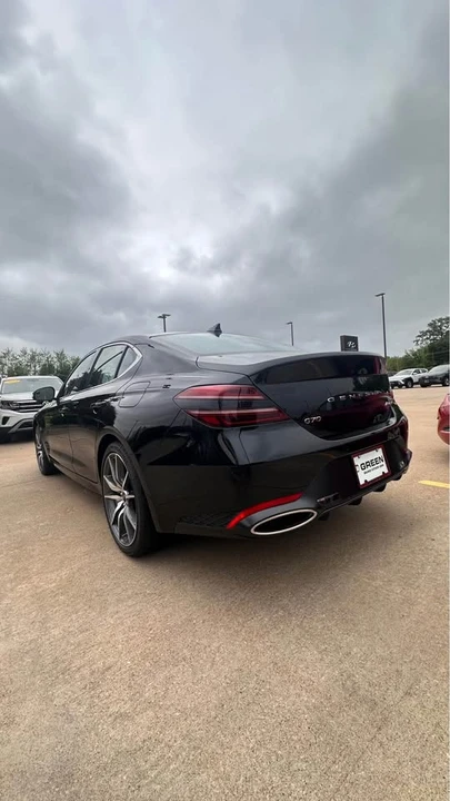2026 Genesis G70 - Image 4 of 11