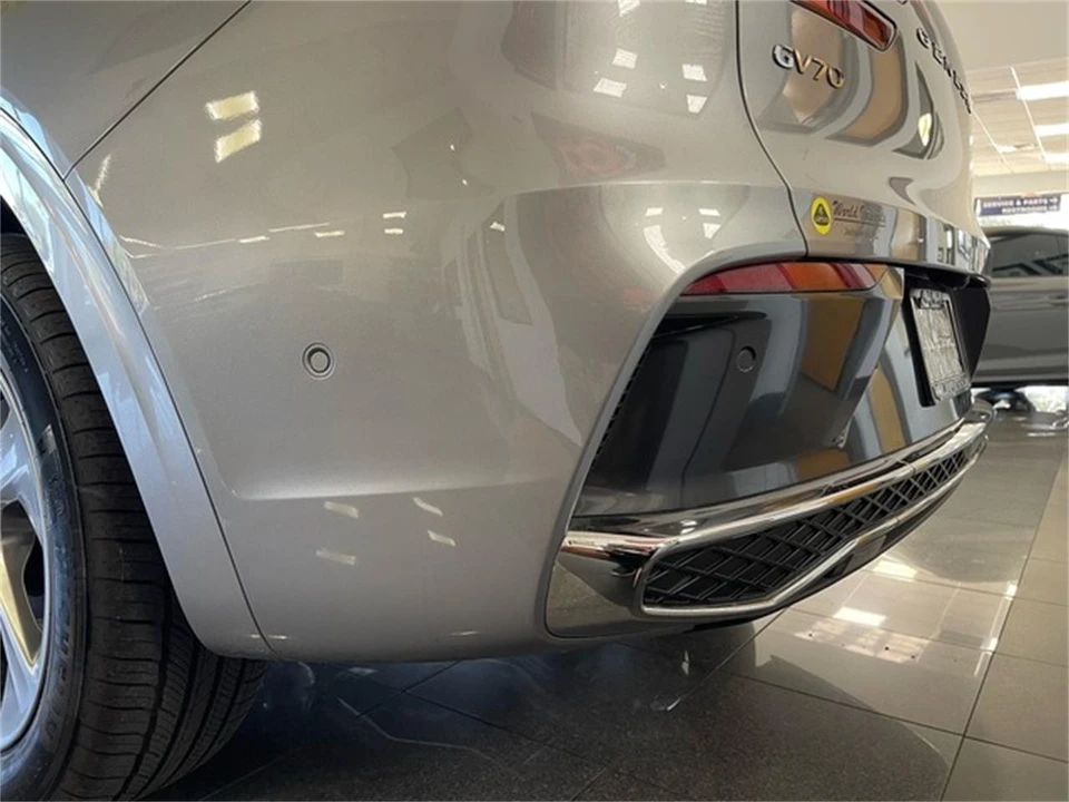2026 Genesis G70 - Image 16 of 31