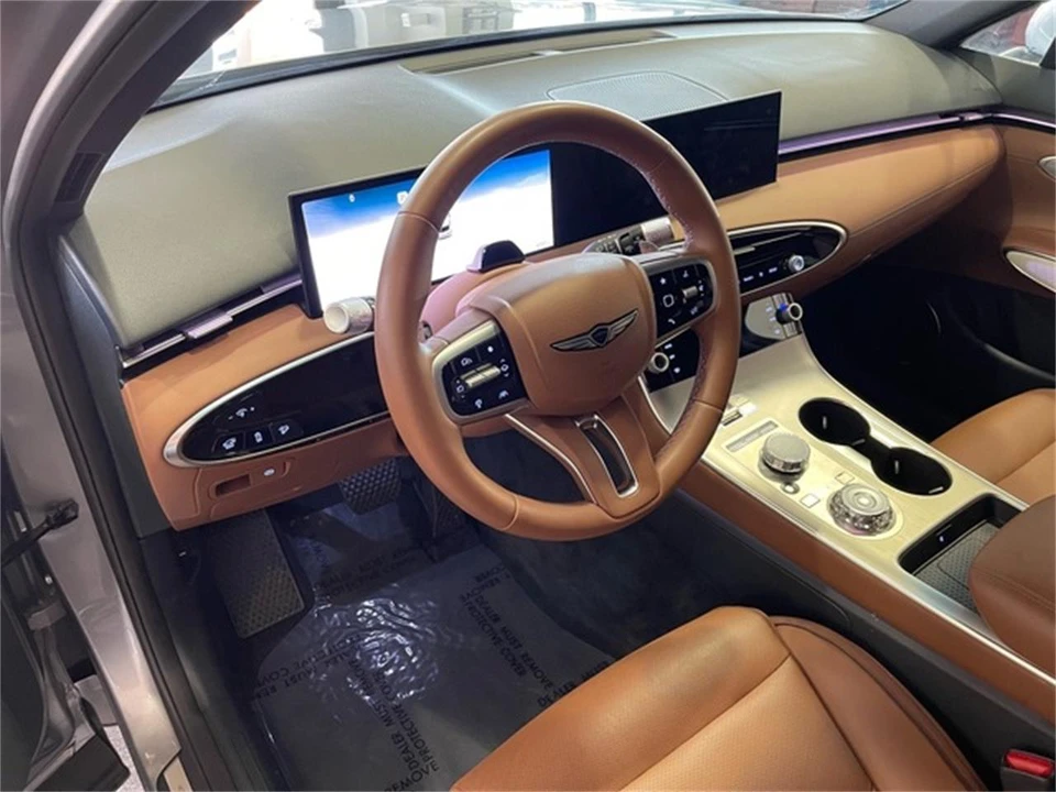 2026 Genesis G70 - Image 24 of 31