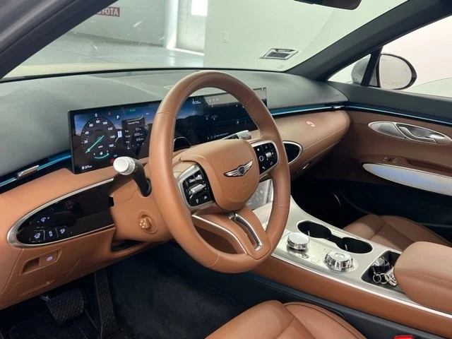 2026 Genesis GV70 - Image 8 of 11