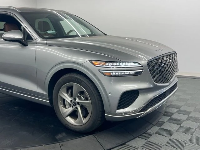 2026 Genesis GV70 - Image 6 of 11