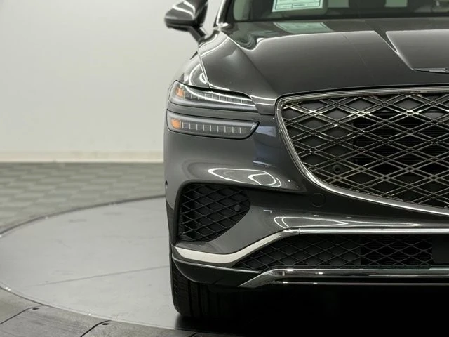 2026 Genesis GV70 - Image 4 of 12