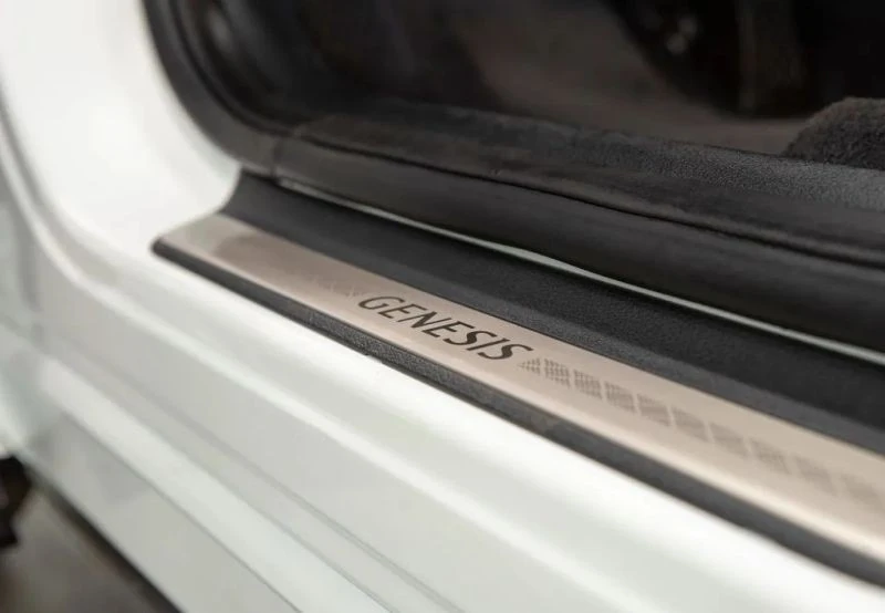 2026 Genesis GV80 - Image 9 of 12