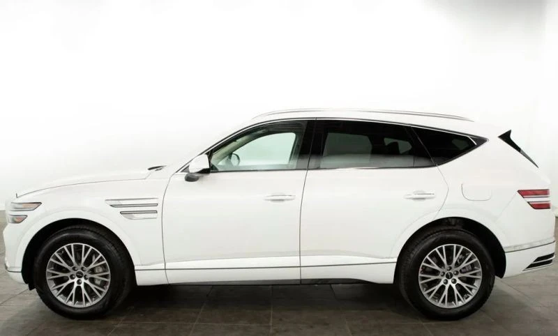 2026 Genesis GV80 - Image 6 of 12