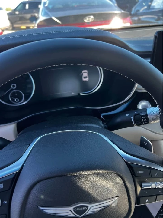 2026 Genesis G70 - Image 12 of 13