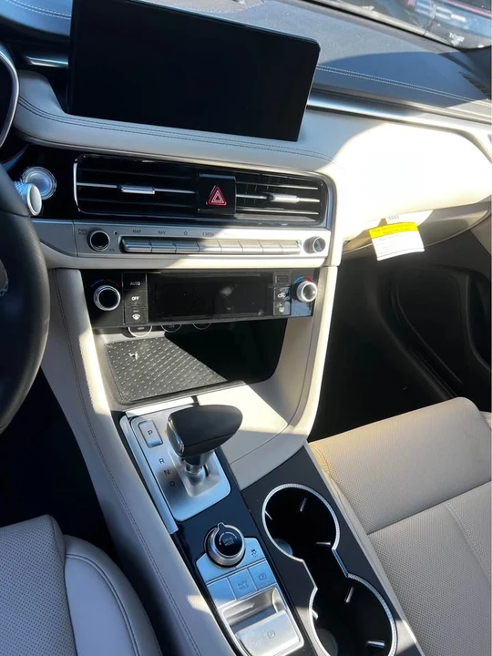 2026 Genesis G70 - Image 13 of 13