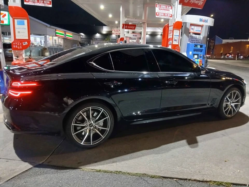 2026 Genesis G70 - Image 3 of 8
