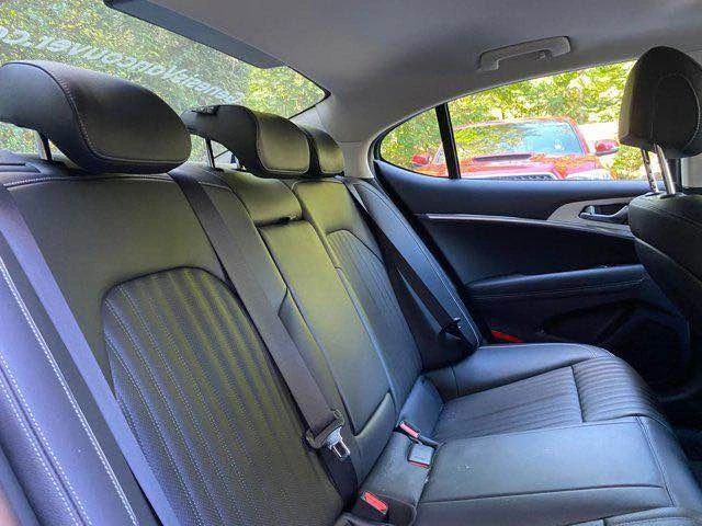 2026 Genesis G70 - Image 9 of 10