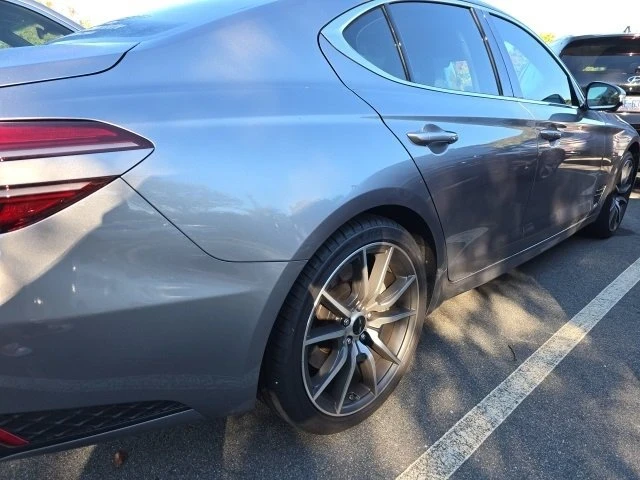 2026 Genesis G70 - Image 5 of 12