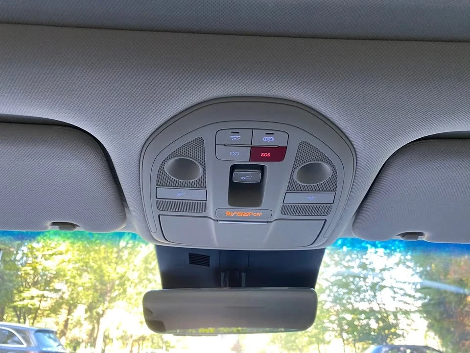 2026 Genesis G70 - Image 18 of 19