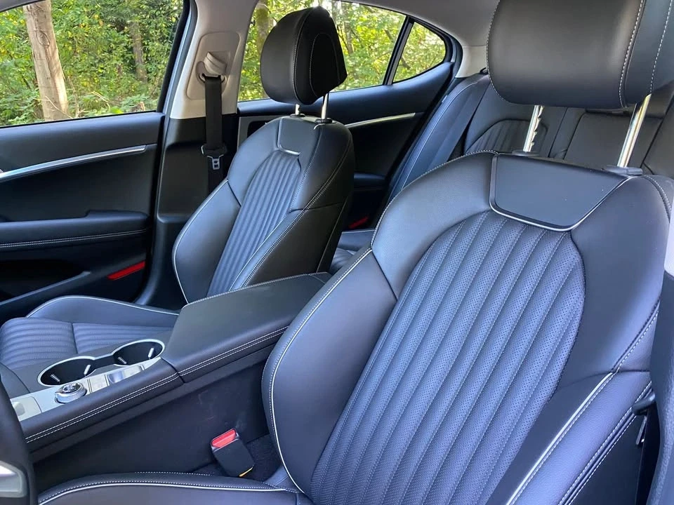 2026 Genesis G70 - Image 9 of 19