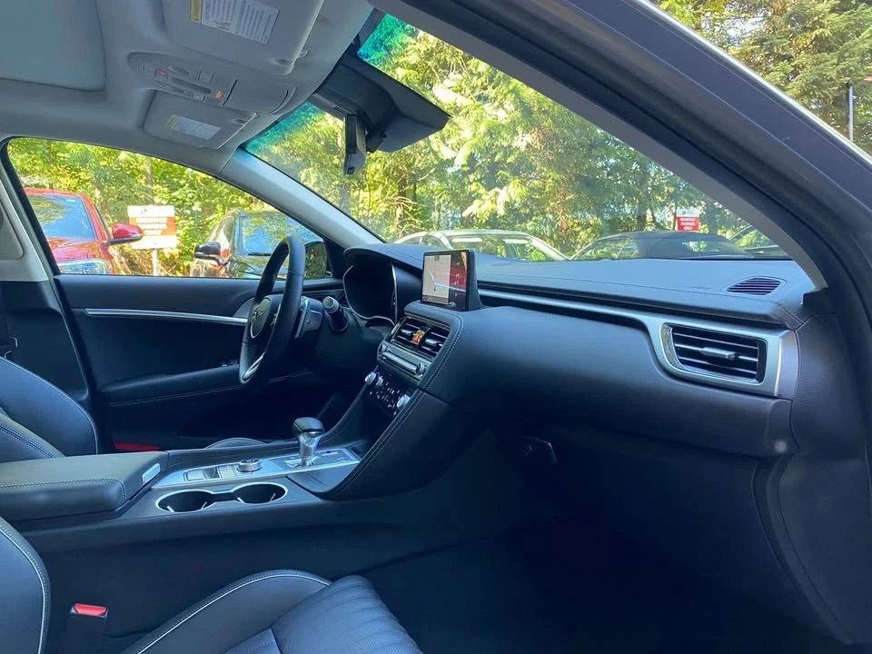 2026 Genesis G70 - Image 10 of 19