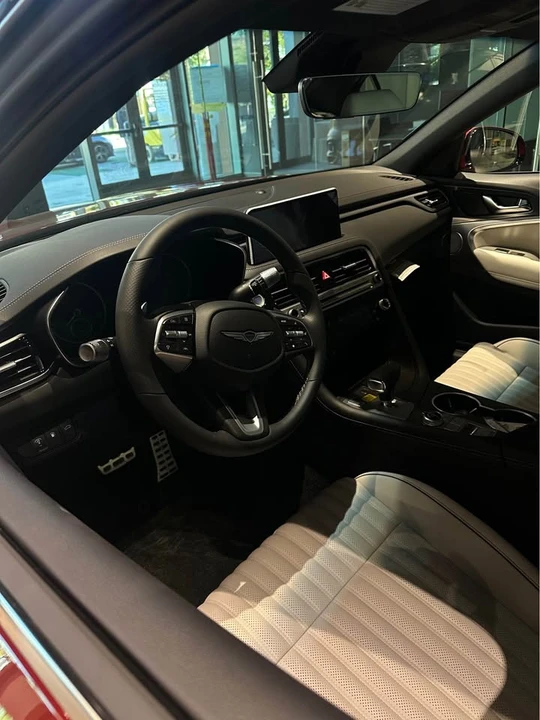 2026 Genesis G70 - Image 5 of 6