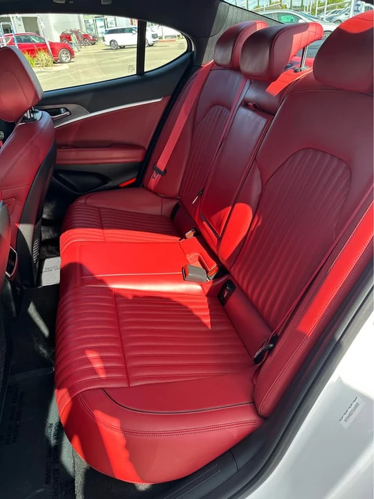 2026 Genesis G70 - Image 13 of 20