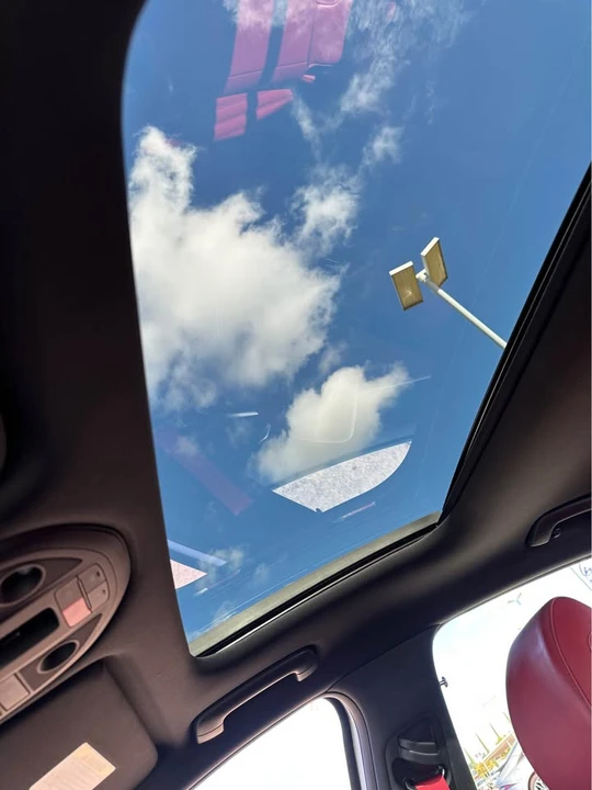 2026 Genesis G70 - Image 12 of 20