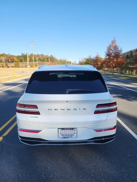 2026 Genesis GV80 - Image 7 of 12