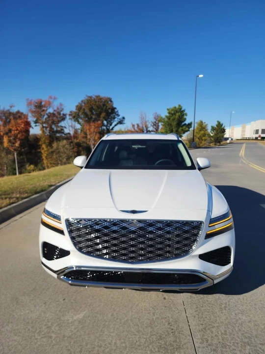 2026 Genesis GV80 - Image 4 of 12