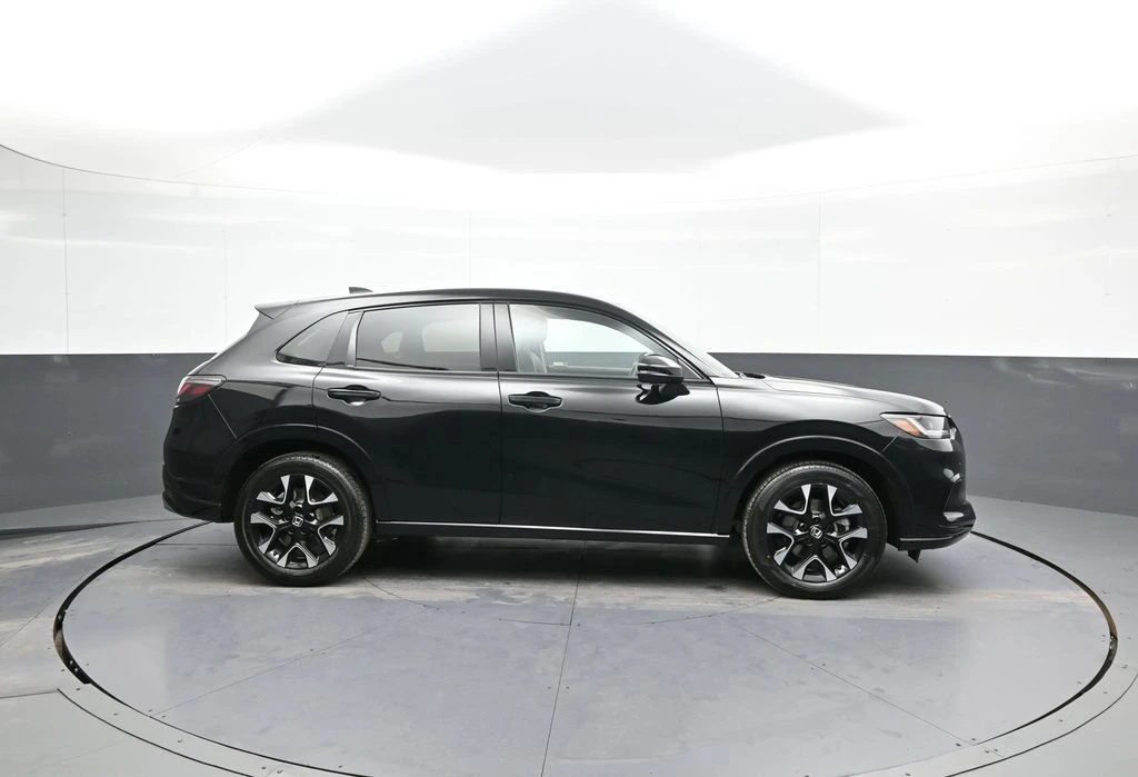 2026 Honda HR-V 3rd Gen - Image 5 of 21