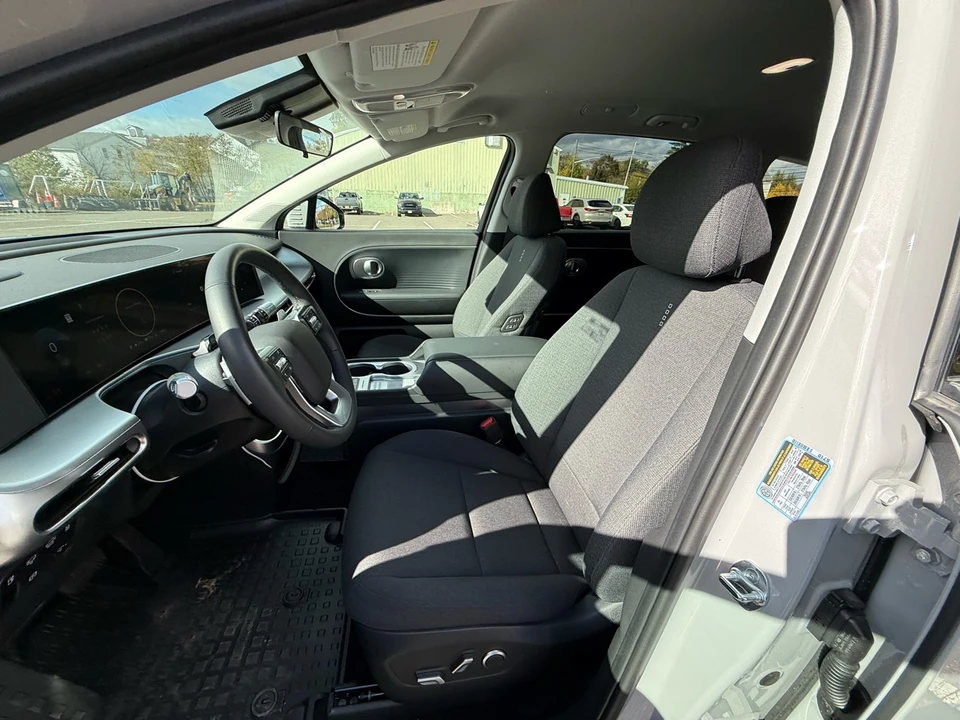 2026 Hyundai Ioniq 9 - Image 25 of 31