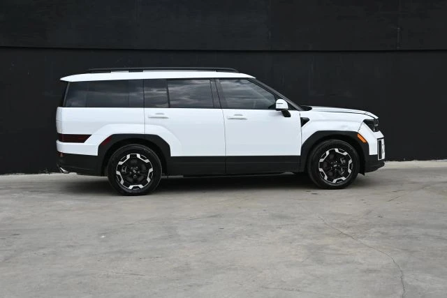 2026 Hyundai Santa Fe - Image 6 of 21