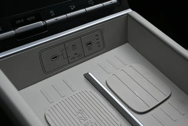 2026 Hyundai Santa Fe - Image 17 of 21