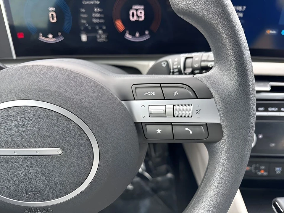 2026 Hyundai Tucson - Image 15 of 21