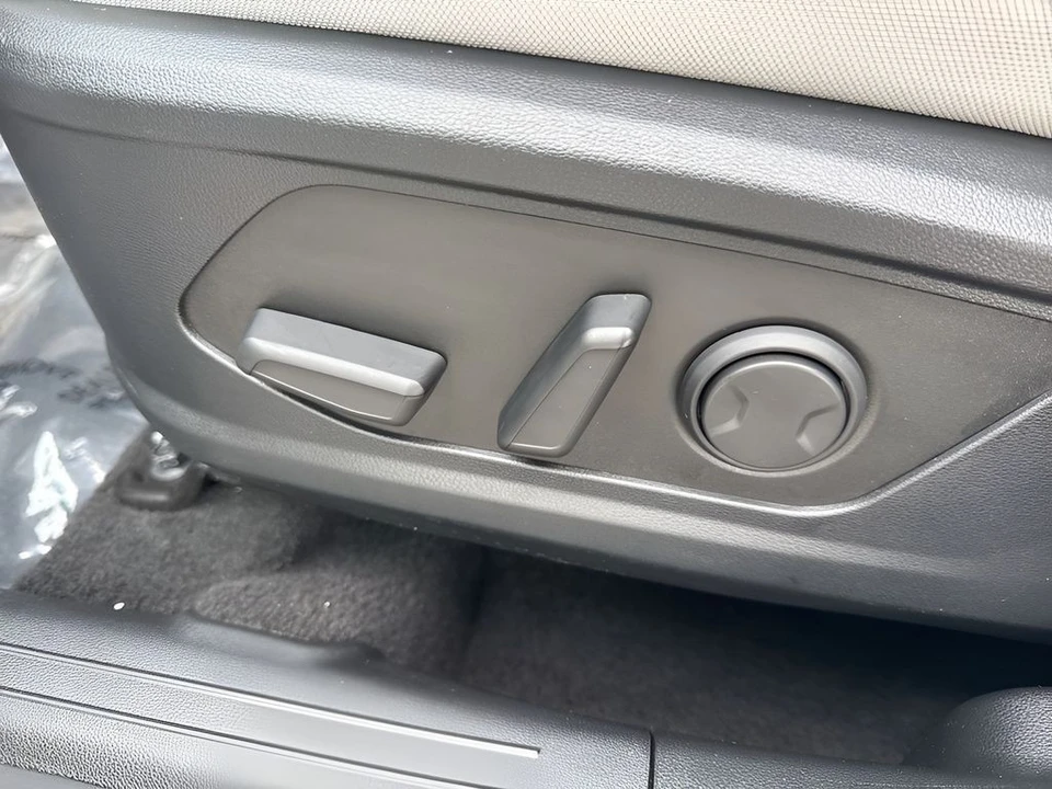 2026 Hyundai Tucson - Image 10 of 21