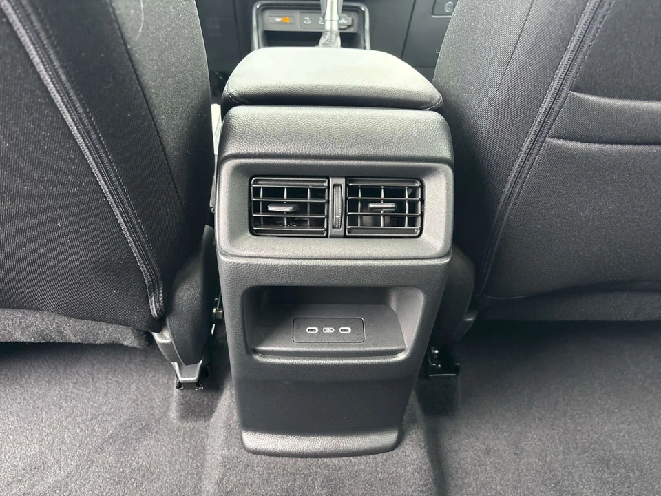 2026 Honda CR-V 6th Gen - Image 15 of 21