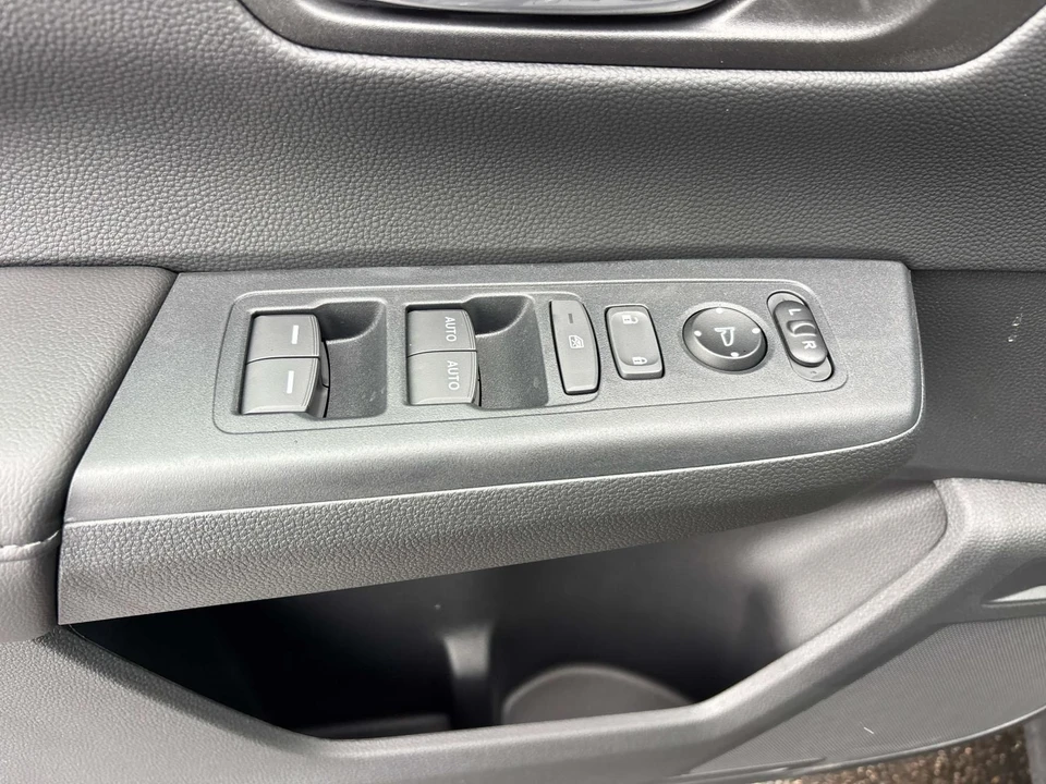 2026 Honda CR-V 6th Gen - Image 19 of 21