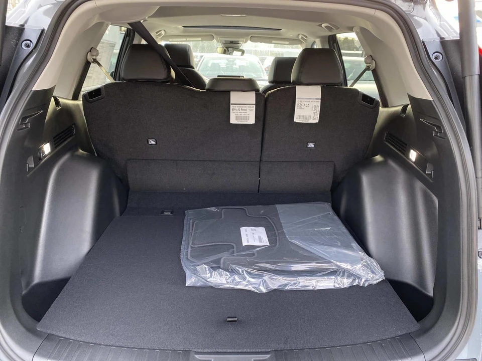 2026 Honda CR-V 6th Gen - Image 6 of 18