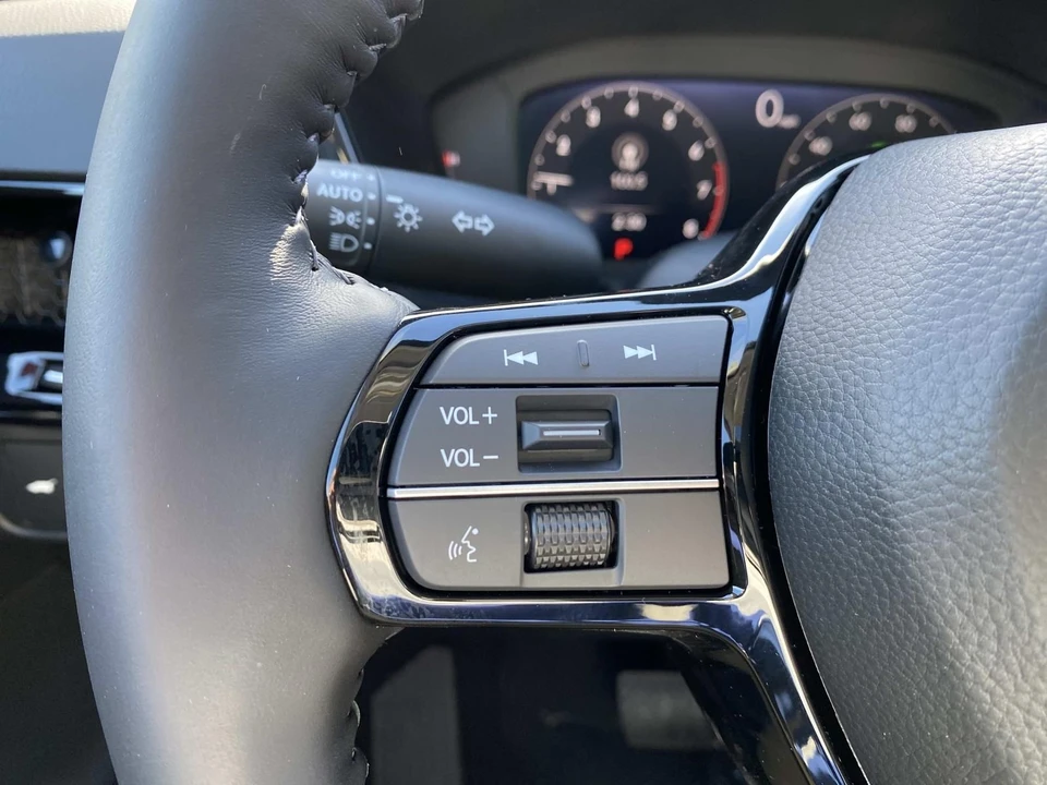 2026 Honda CR-V 6th Gen - Image 15 of 16