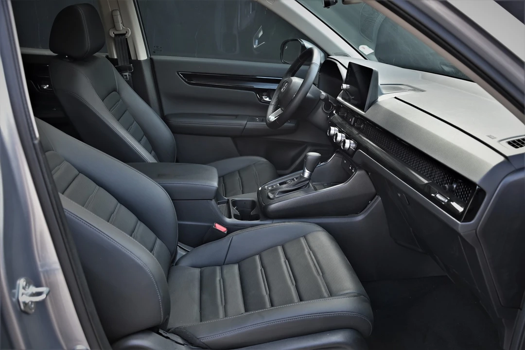2026 Honda CR-V 6th Gen - Image 16 of 19