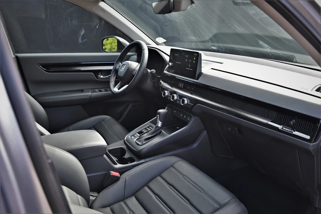 2026 Honda CR-V 6th Gen - Image 15 of 19
