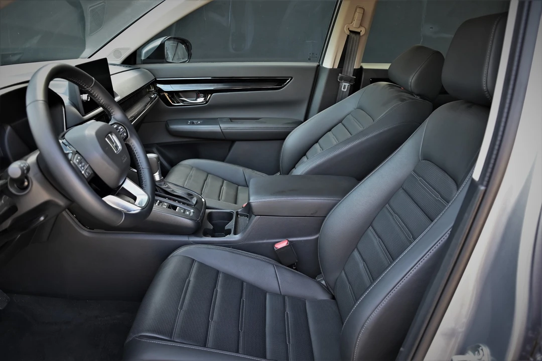 2026 Honda CR-V 6th Gen - Image 12 of 19