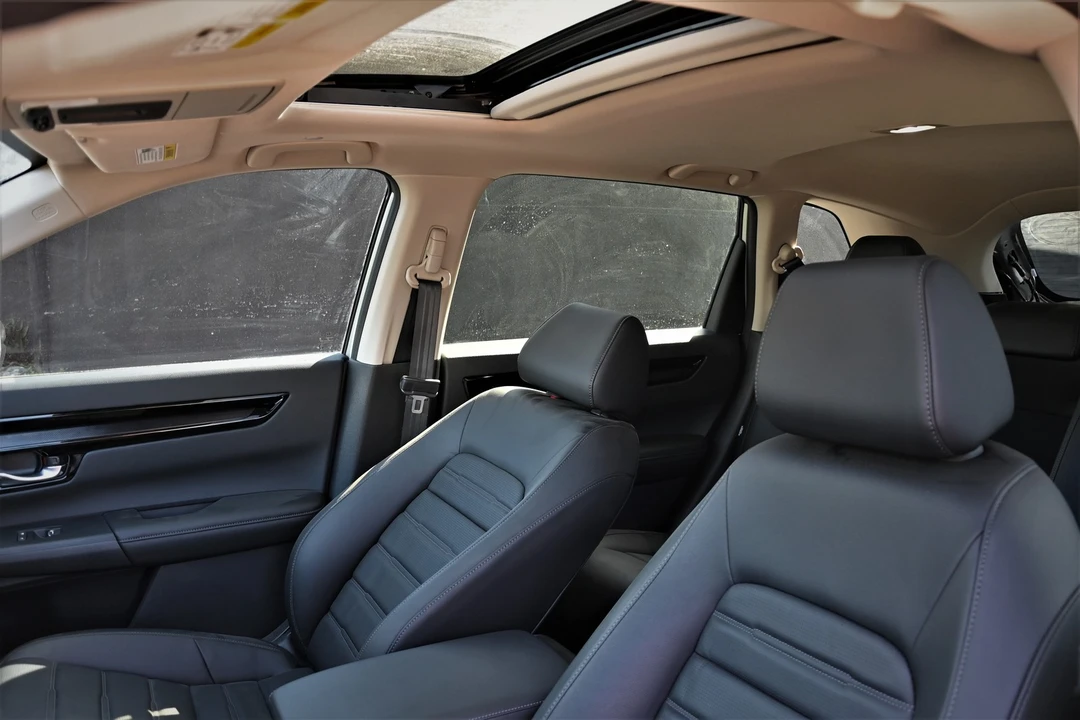 2026 Honda CR-V 6th Gen - Image 13 of 19