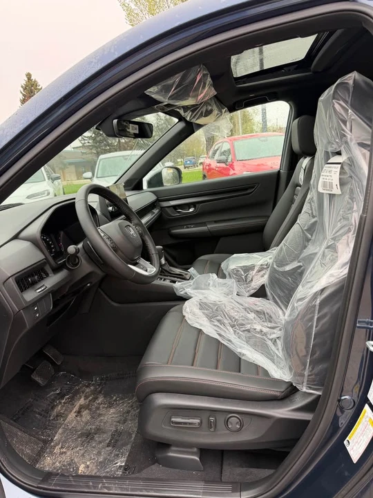 2026 Honda CR-V 6th Gen - Image 12 of 18