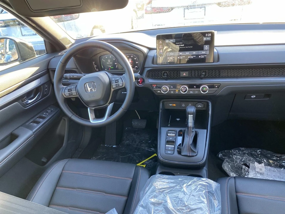 2026 Honda CR-V 6th Gen - Image 7 of 16